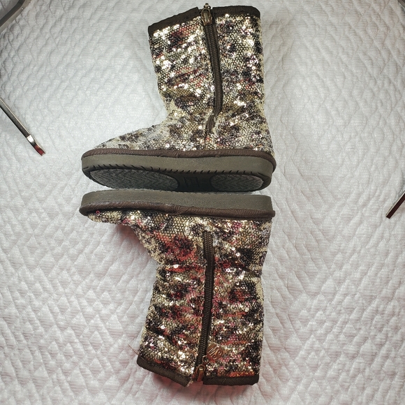 Stuart Weitzman Girls Lil Vera 3 Boots Sz 7. - Picture 7 of 10